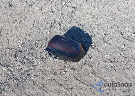 2023 Chevrolet Suburban 4Wd Ls z USA, uszkodzony, nr VIN 1GNSKBKD4PR304184